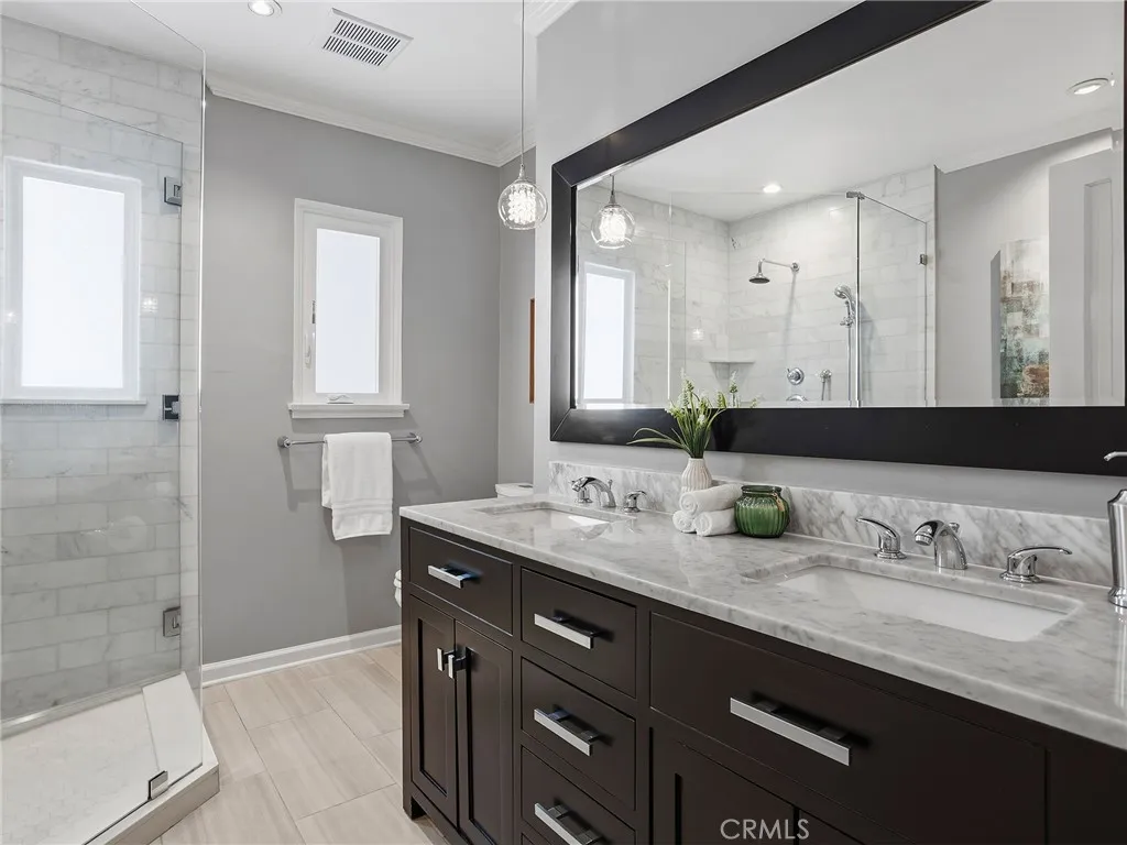 5233 Lemp Avenue, Valley Village, CA, 91601
