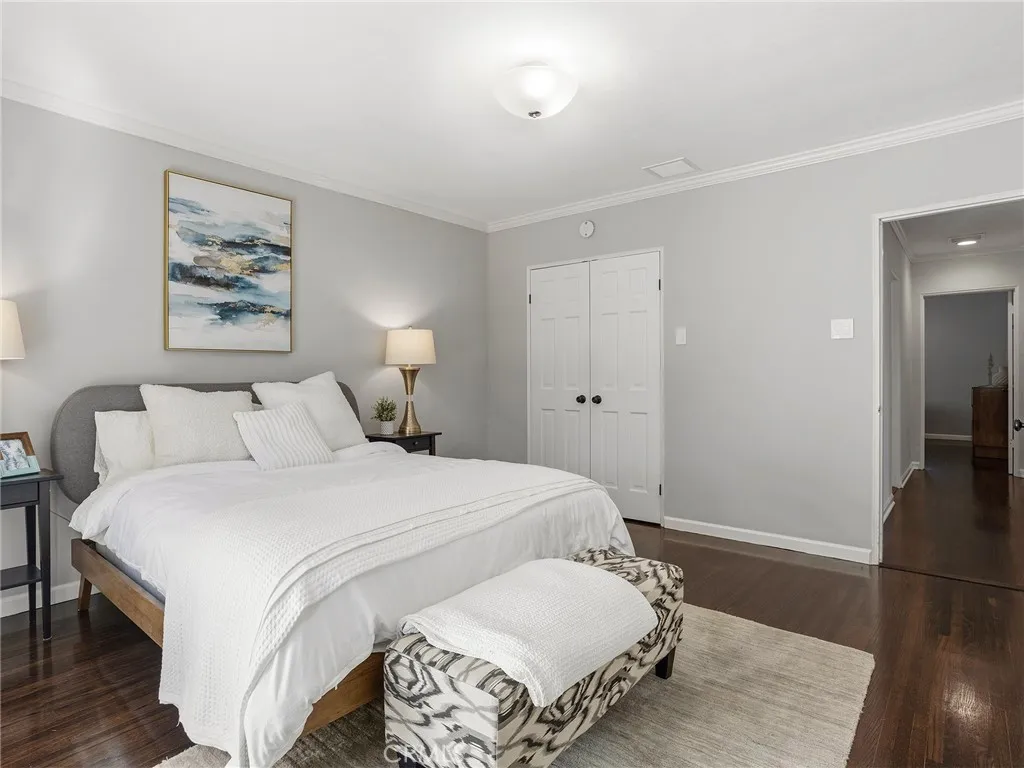 5233 Lemp Avenue, Valley Village, CA, 91601