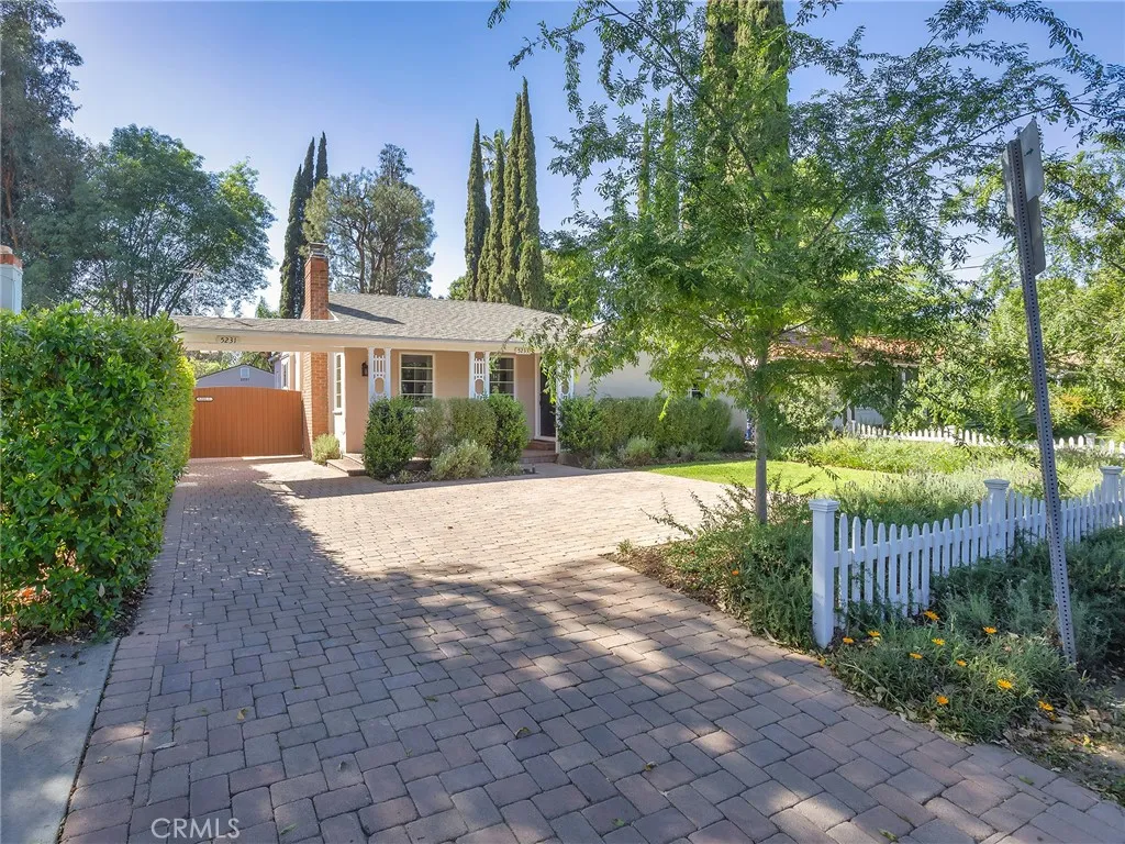 5233 Lemp Avenue, Valley Village, CA, 91601
