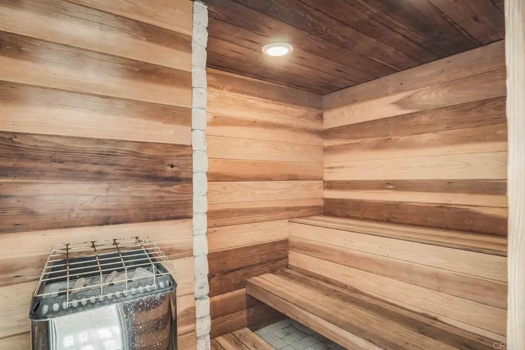 https://cdn.realtyfeed.com/cdn/127/306692918/93337fc7e1087fc88b563cf4845acd4c.webp