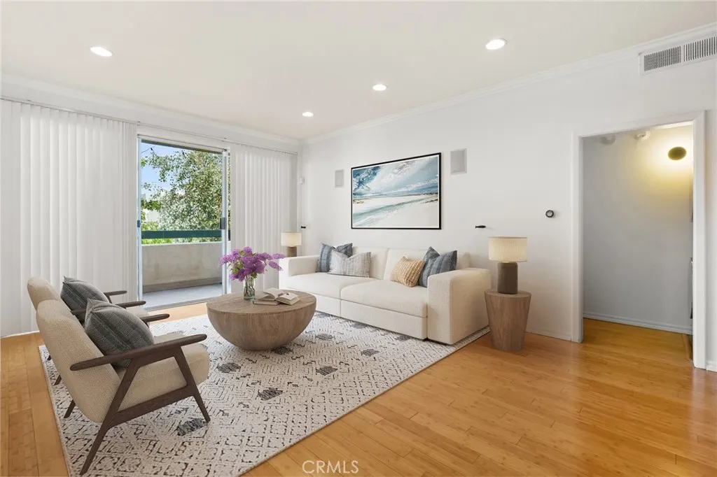 North Hollywood, CA 91601