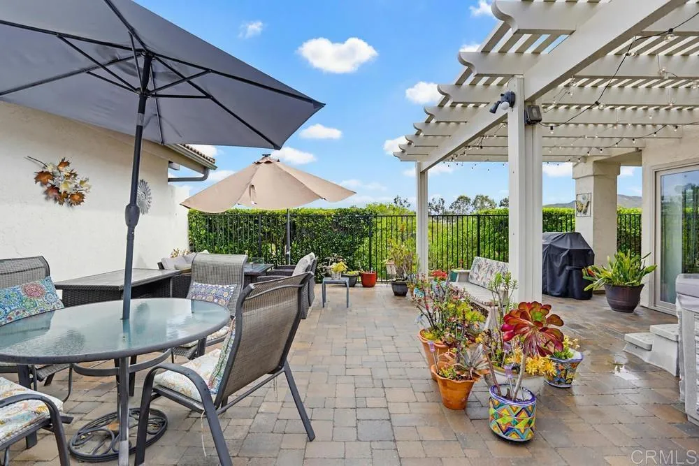 https://cdn.realtyfeed.com/cdn/127/306692951/11c153774de3bcda90b2b9b72e14a66c.webp