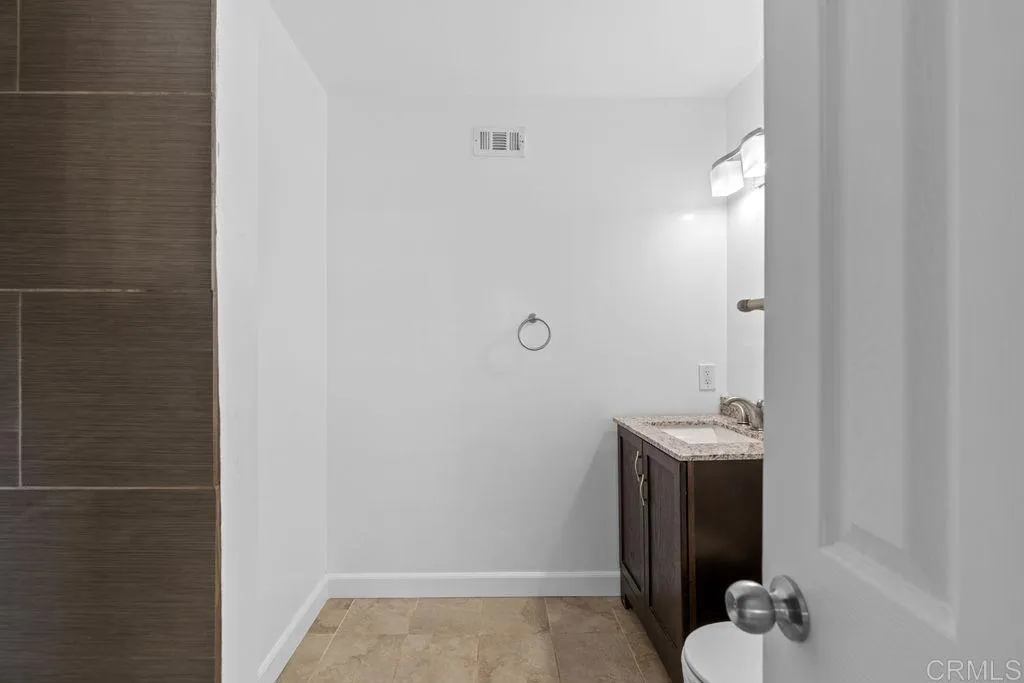 Photo #33: PTP2602841 Listing: Photo #33