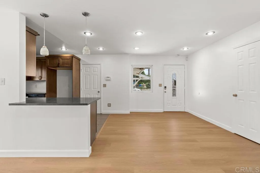 Photo #2: PTP2602841 Listing: Photo #2