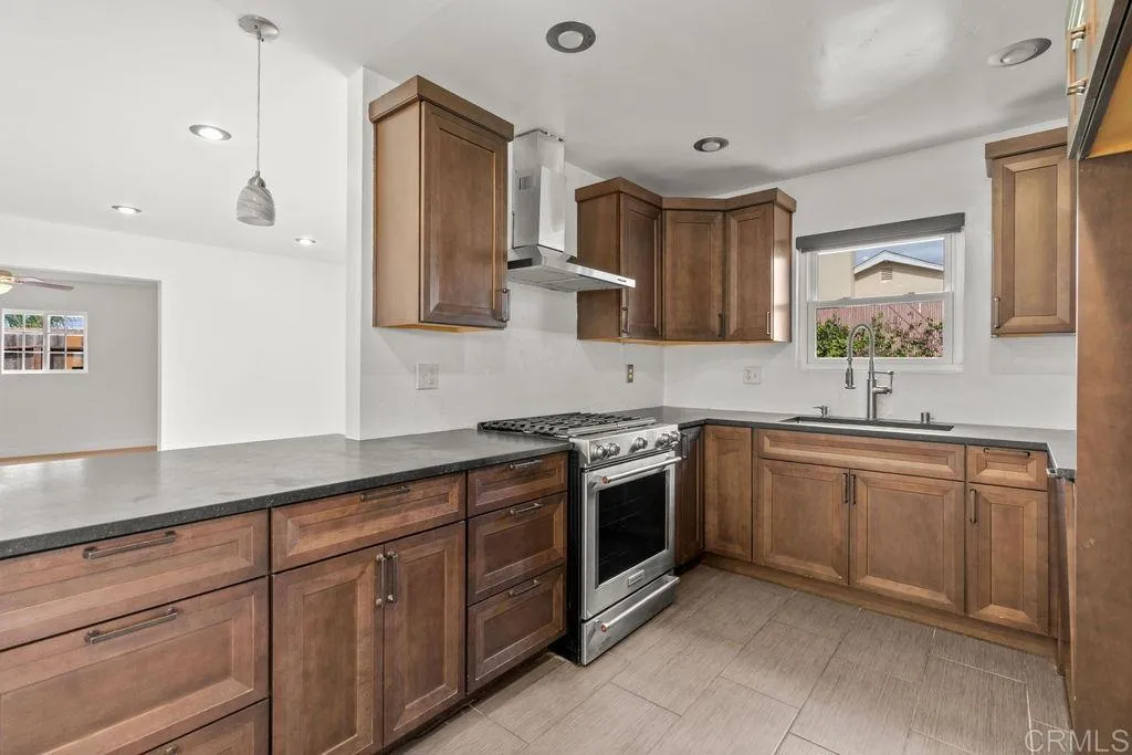 Photo #4: PTP2602841 Listing: Photo #4