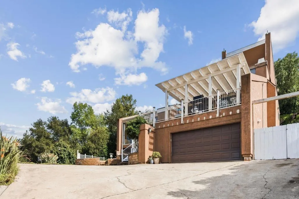 https://cdn.realtyfeed.com/cdn/127/306692958/3106d4527eae775d2aaa60166567c6de.webp