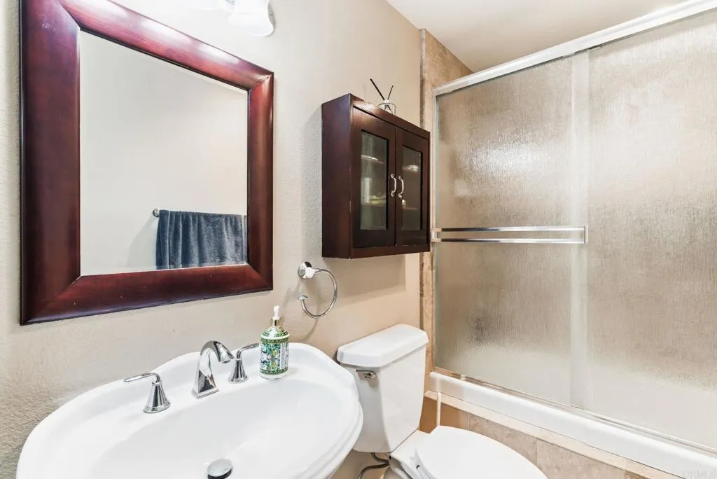 https://cdn.realtyfeed.com/cdn/127/306692958/393549f4db6abab147b99d33b128d12f.webp