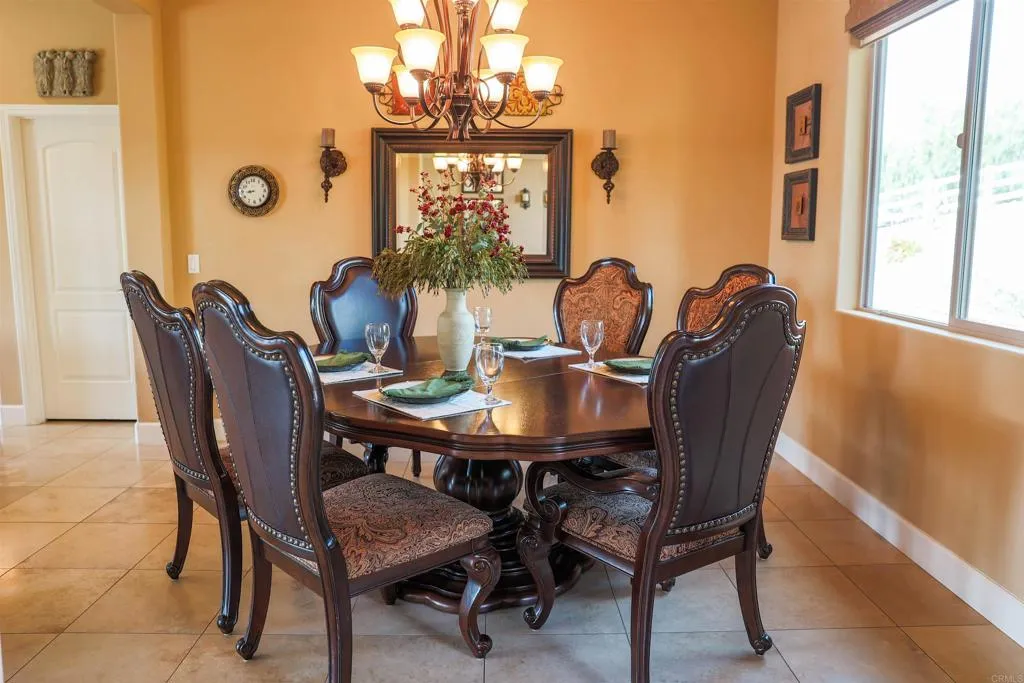 https://cdn.realtyfeed.com/cdn/127/306692959/2689c2f1d538811da732cb7570084f9d.webp