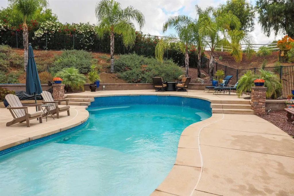 https://cdn.realtyfeed.com/cdn/127/306692959/5c84117f2f8a62c54c1e6403b4a155fb.webp