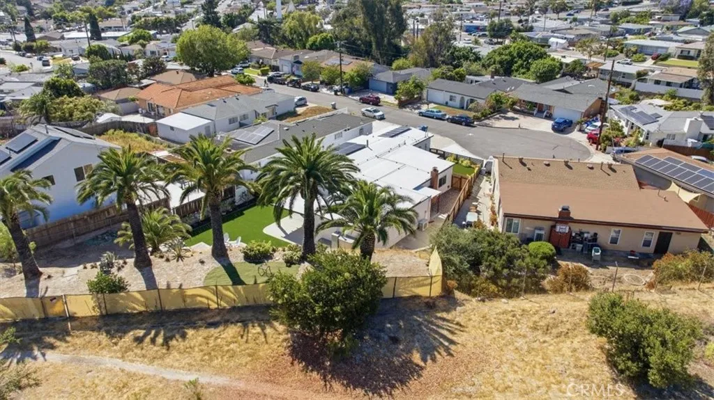 https://cdn.realtyfeed.com/cdn/127/306692977/29b9a25f2befa5ad42a35aad140e50b9.webp