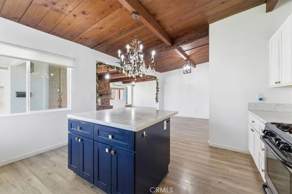https://cdn.realtyfeed.com/cdn/127/306692977/c3074b9559fd476431cd726de71a4c6c.webp