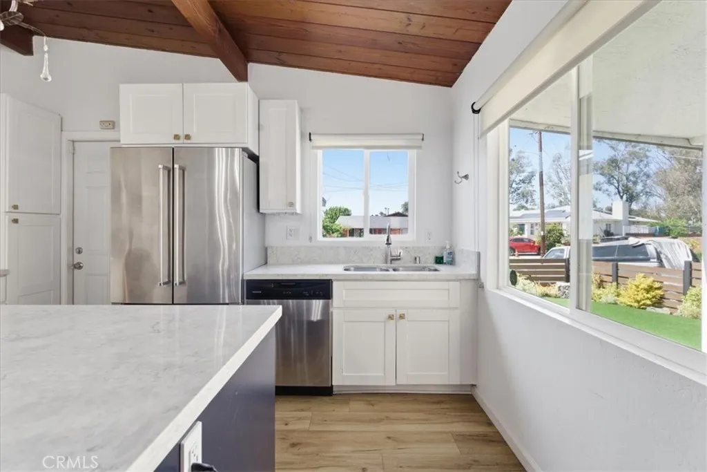 https://cdn.realtyfeed.com/cdn/127/306692977/d994167fb320b3a1aeefa49fadcf53f5.webp