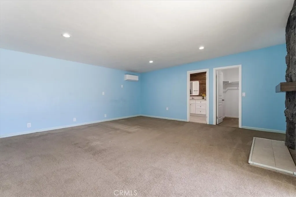 https://cdn.realtyfeed.com/cdn/127/306692977/dfb35c17deea03e6e16a1b4cfe705a75.webp