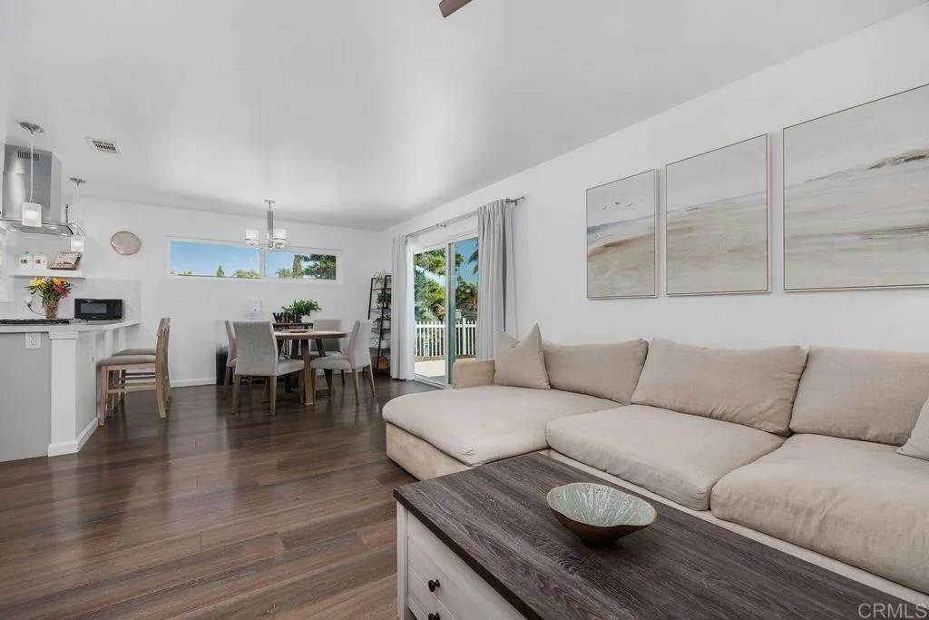 https://cdn.realtyfeed.com/cdn/127/306692983/31e84f16fb3f67038448629b93afbf04.webp