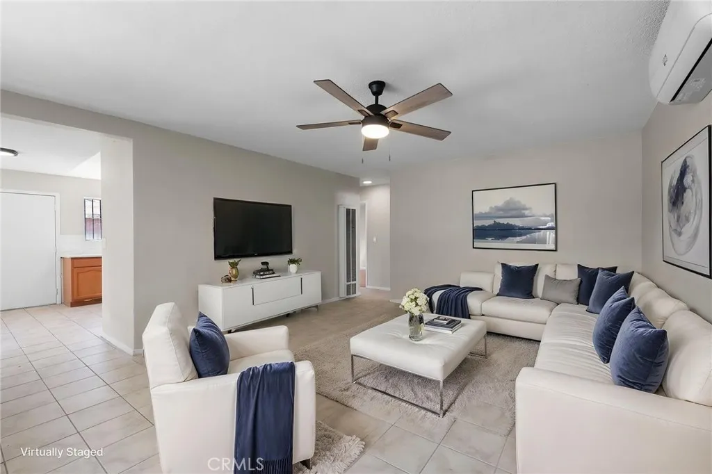207 E Flora, Santa Ana, CA 92707 - Photo 4 of 37, Santa Ana, CA
