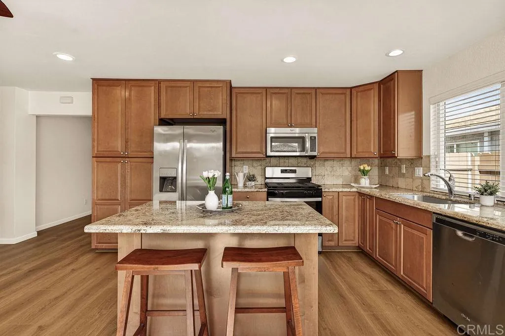 https://cdn.realtyfeed.com/cdn/127/306693017/c4f2c44438b9ba244a02659d46854c99.webp