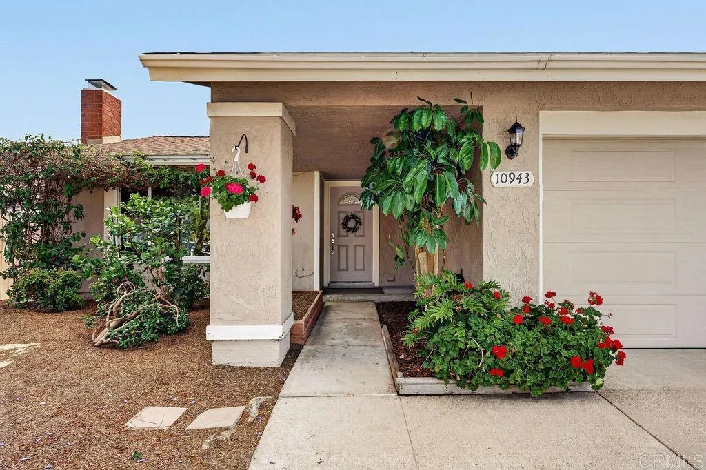 https://cdn.realtyfeed.com/cdn/127/306693017/de0b4c315f908e48e995d57e1209c728.webp