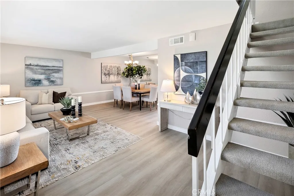 https://cdn.realtyfeed.com/cdn/127/306693038/3ab813b27afaddb7202739fb0aedef8f.webp