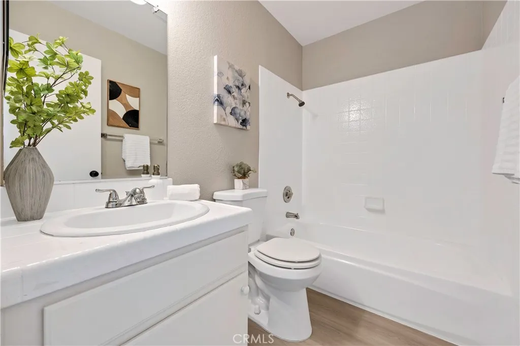 https://cdn.realtyfeed.com/cdn/127/306693038/7120d35c4cdffcd895aea3aa56c369e6.webp