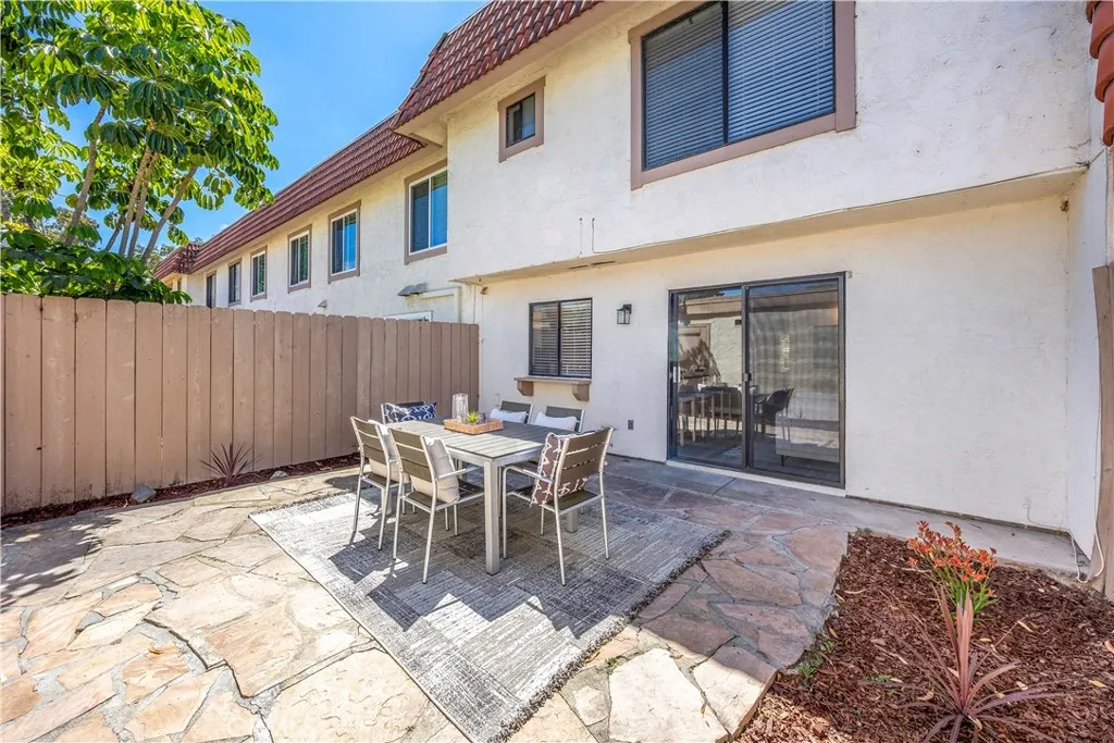 https://cdn.realtyfeed.com/cdn/127/306693038/a4aff4ee75e802798856f56c1ba20f3c.webp
