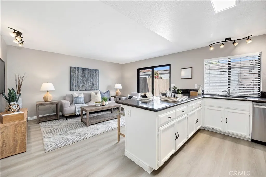 Photo #17: SW26081834 Listing: Photo #17