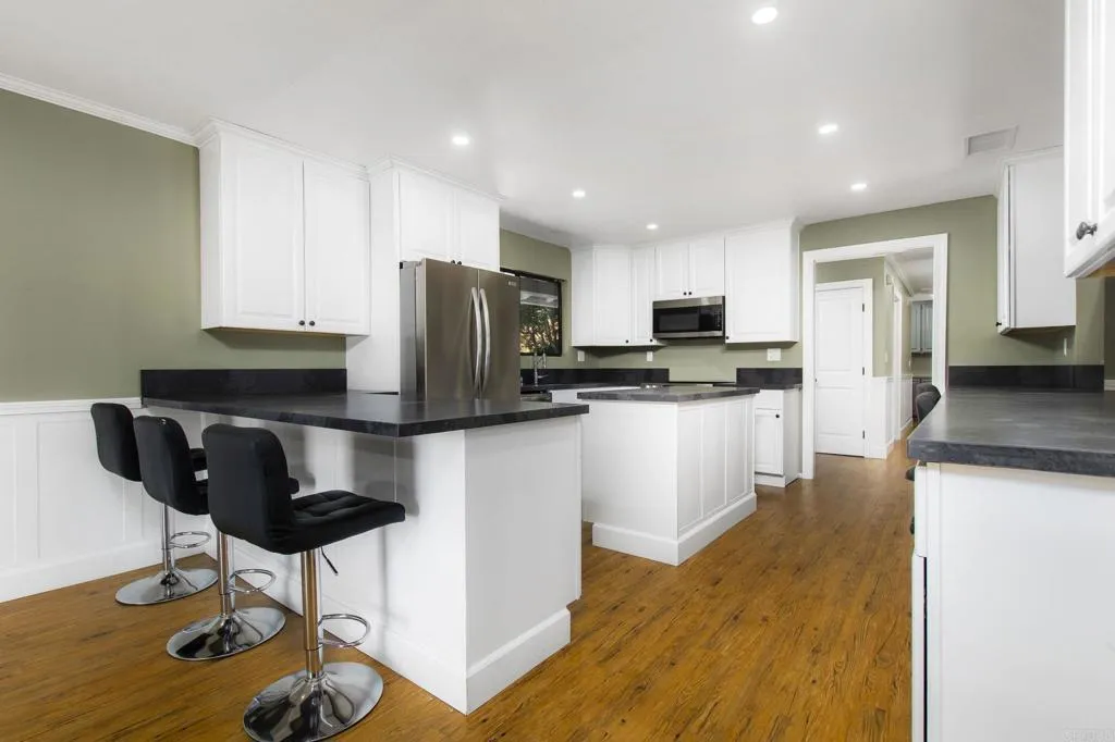 https://cdn.realtyfeed.com/cdn/127/306693091/46fee3c75916206069fef58e5105cc6f.webp