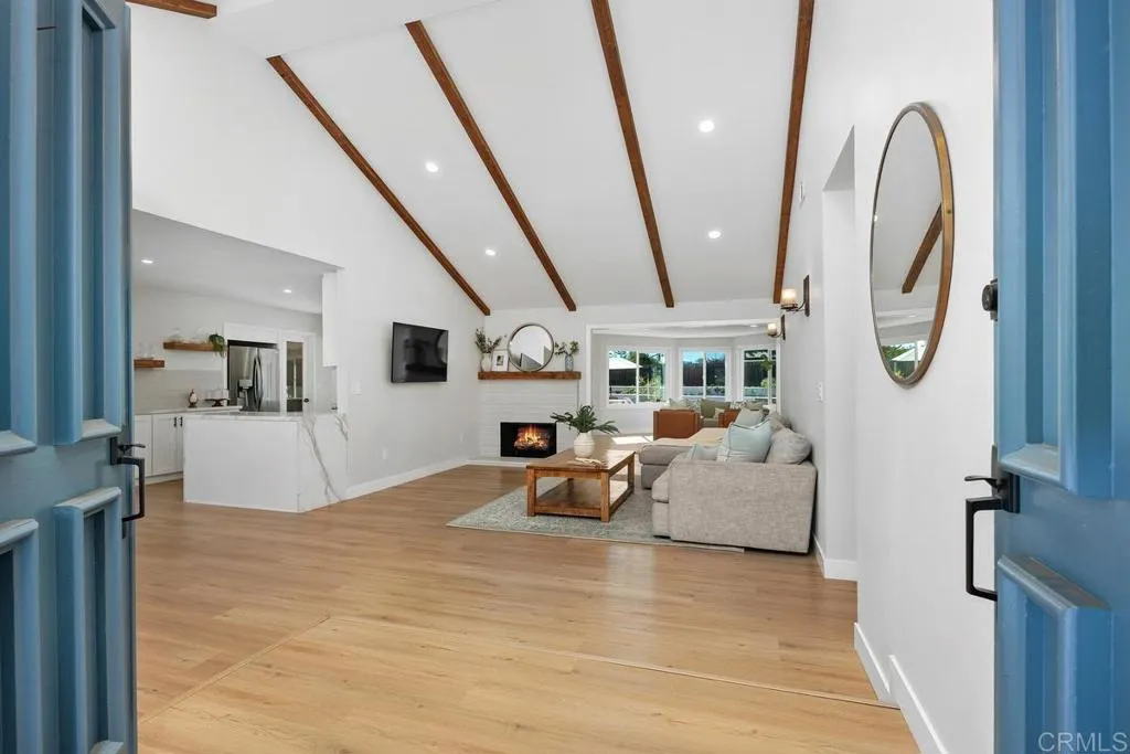 https://cdn.realtyfeed.com/cdn/127/306693113/524d01d797fa4ad76155899c486640ba.webp