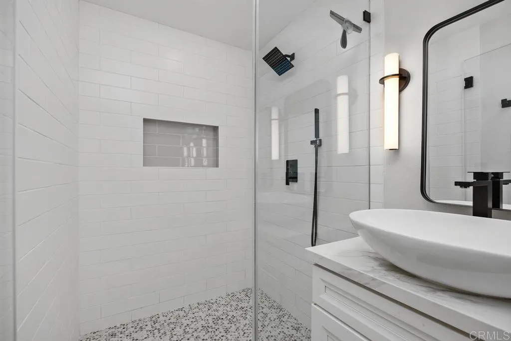 https://cdn.realtyfeed.com/cdn/127/306693113/b40ab25005c6175c8f886203c485aacf.webp