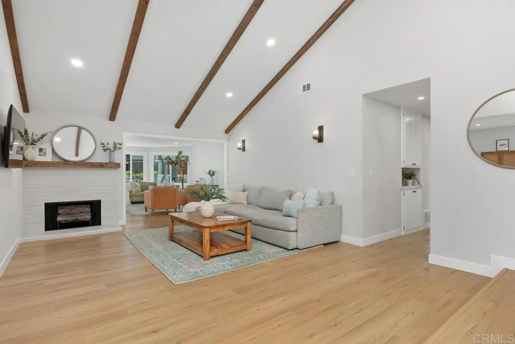 https://cdn.realtyfeed.com/cdn/127/306693113/cf0cecee2deed6b124b1d2886b1f683b.webp