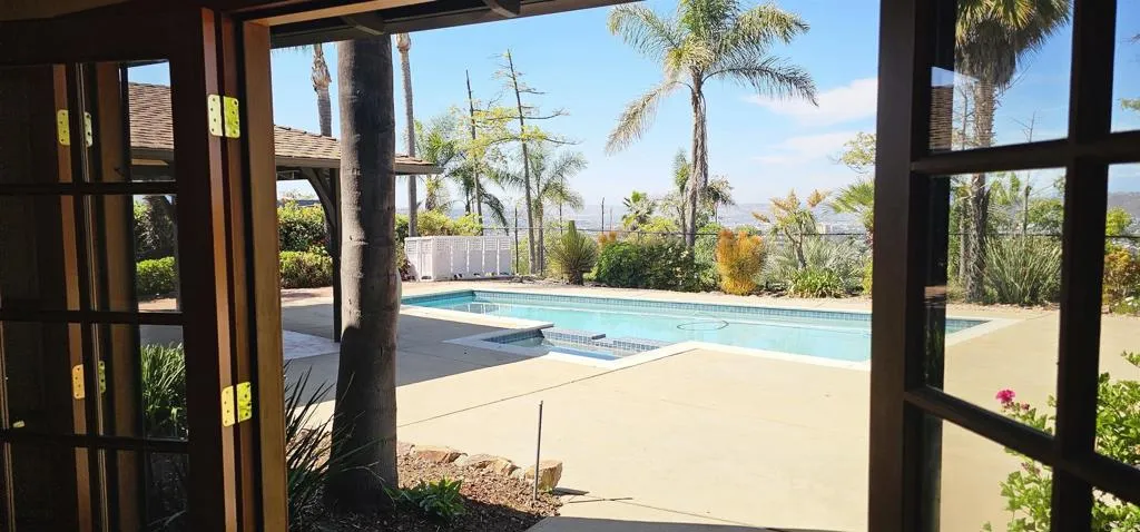 https://cdn.realtyfeed.com/cdn/127/306693114/4ec92281d7d3611ffe189bf799b7ed9b.webp