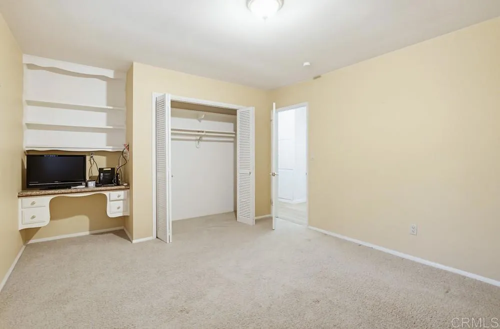 https://cdn.realtyfeed.com/cdn/127/306693114/c94f9a788cc1c0263b064bc42d7425fa.webp