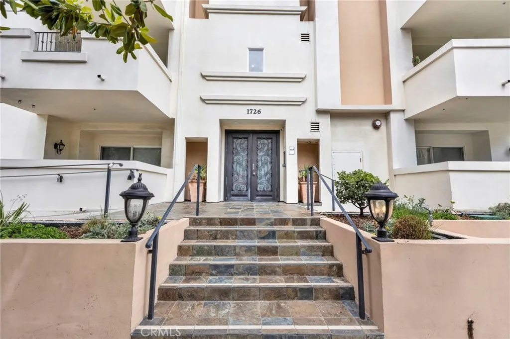 1726 Bentley Avenue UNIT PH3, Los Angeles, CA, 90025