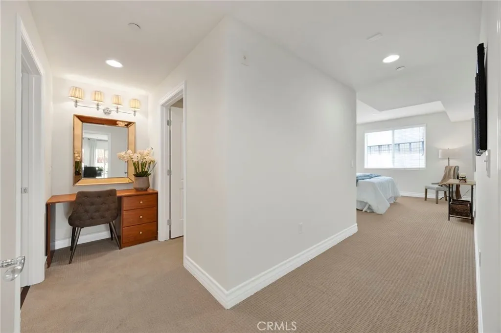 1726 Bentley Avenue UNIT PH3, Los Angeles, CA, 90025
