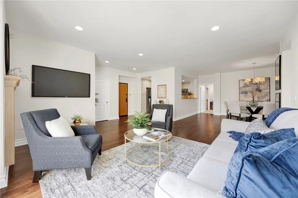 1726 Bentley Avenue UNIT PH3, Los Angeles, CA, 90025