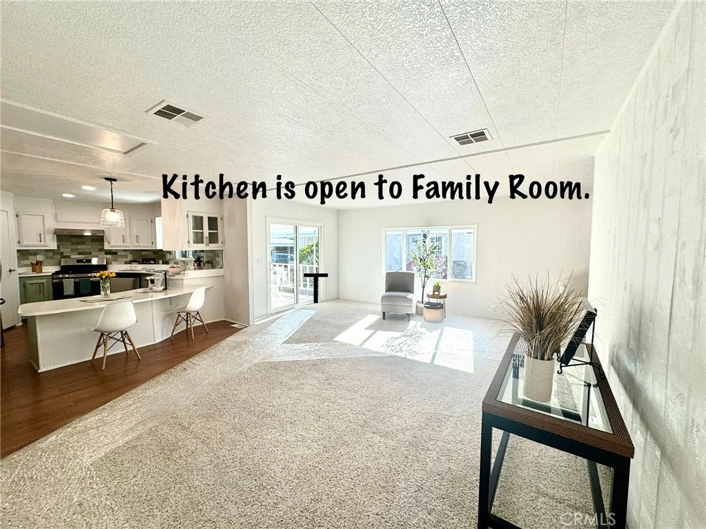 https://cdn.realtyfeed.com/cdn/127/306693270/d5aae8c7ebf5cc0008b2a309a15920ca.webp