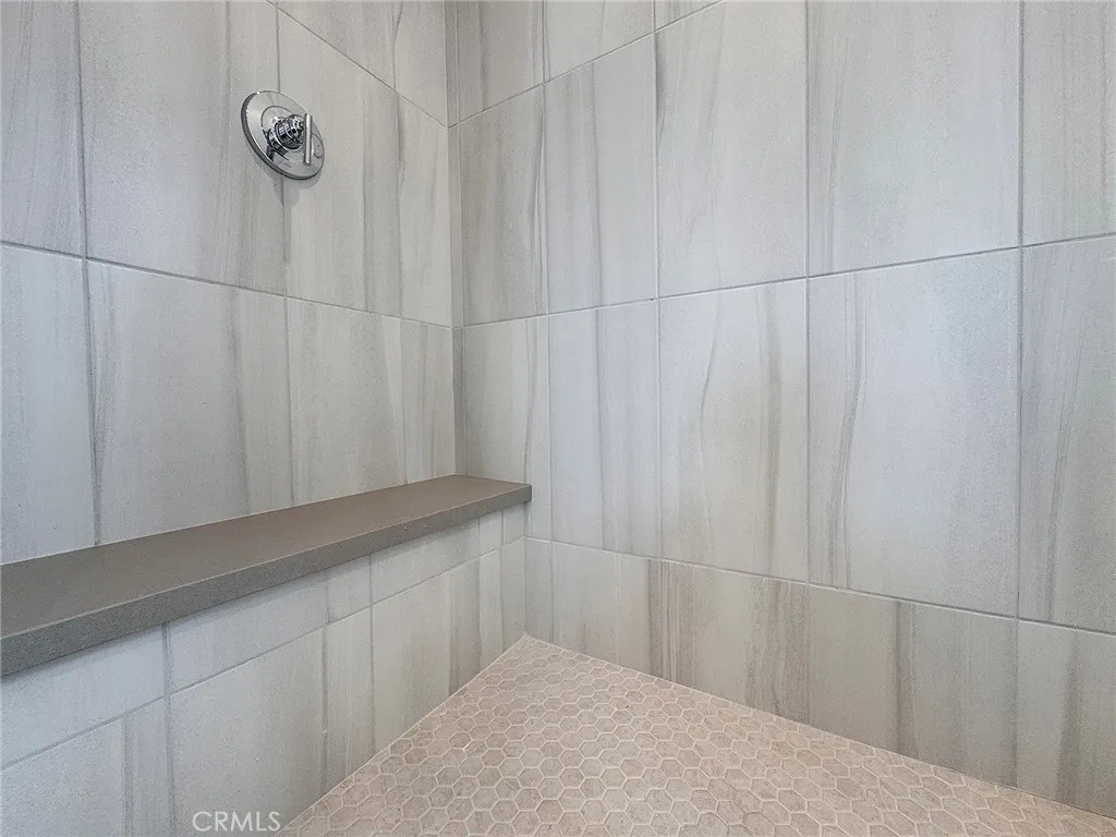 120 Awning, Irvine, CA, 92618