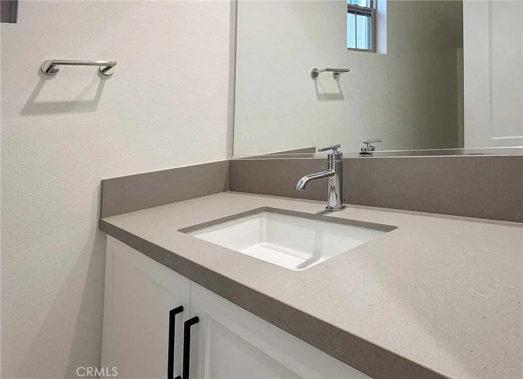 120 Awning, Irvine, CA, 92618