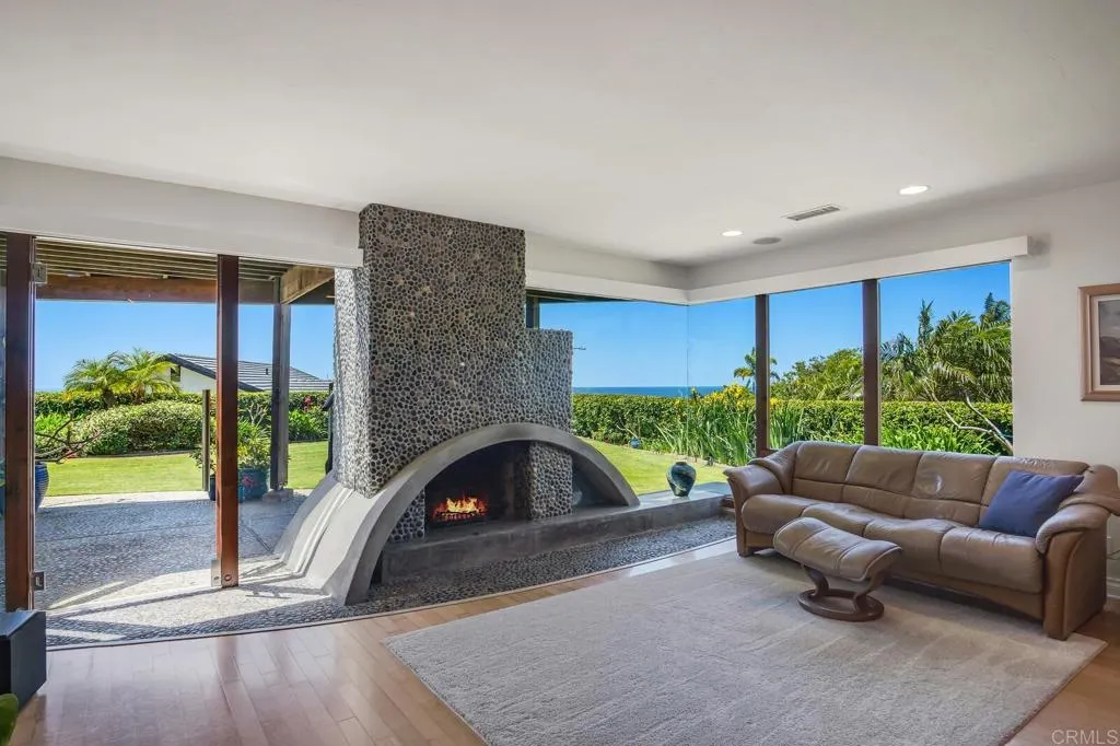 https://cdn.realtyfeed.com/cdn/127/306693298/1cdbdcda53705d20484d50a1e0d833d4.webp