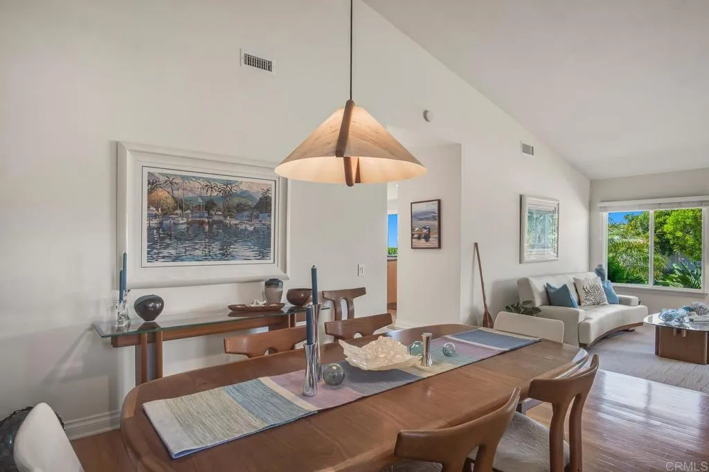 https://cdn.realtyfeed.com/cdn/127/306693298/3d7649cf297509dd3c11484553df7540.webp
