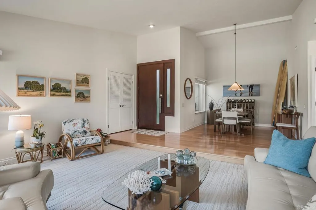https://cdn.realtyfeed.com/cdn/127/306693298/4872cd3c0163b581552fb570f013ab4b.webp