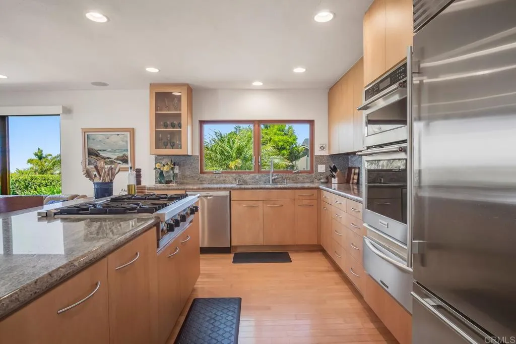 https://cdn.realtyfeed.com/cdn/127/306693298/d170f3493ab325a404f24062a8d50f0e.webp