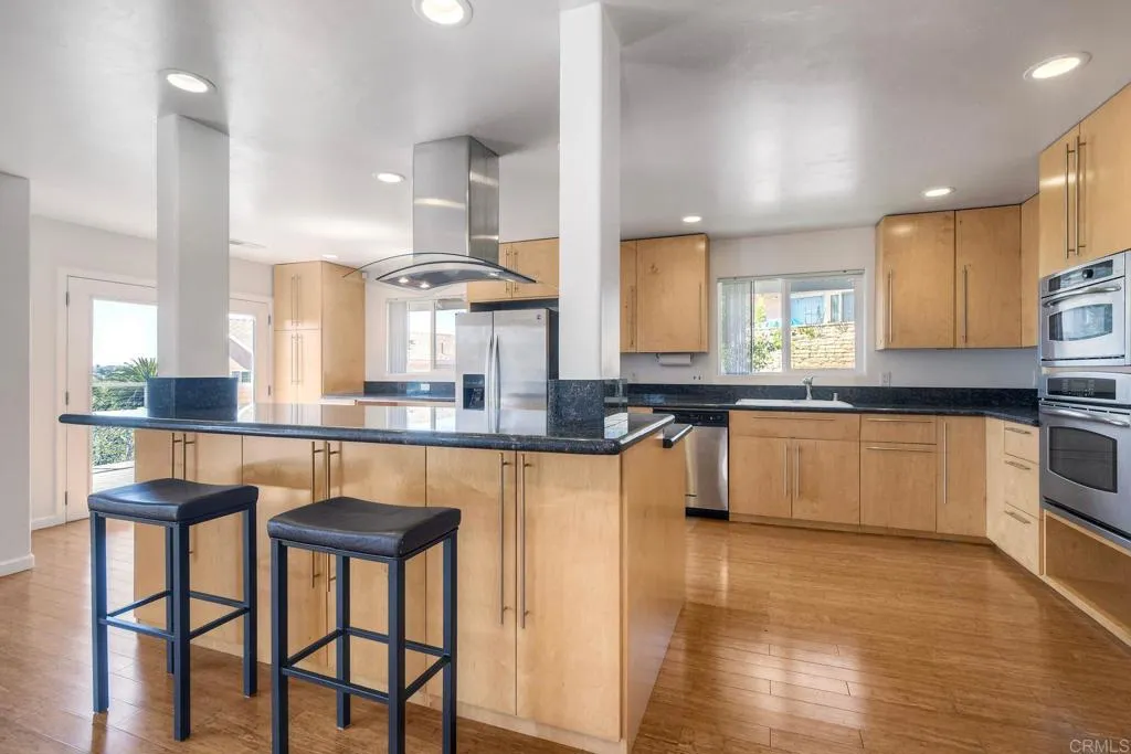 https://cdn.realtyfeed.com/cdn/127/306693308/1c726b73fa1964b607b4cb25bb98980c.webp