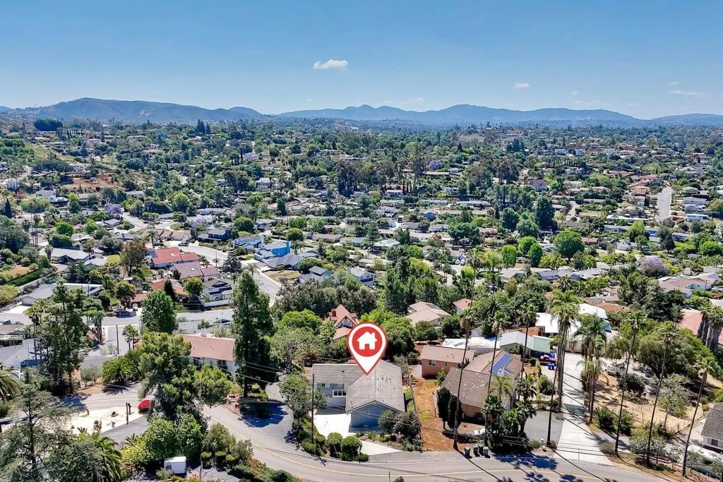 https://cdn.realtyfeed.com/cdn/127/306693308/5e3de434d4dc0c66eef64de350939e0e.webp