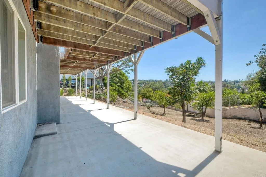 https://cdn.realtyfeed.com/cdn/127/306693308/819a2bd777f32f13c31a4bfb1fccd780.webp