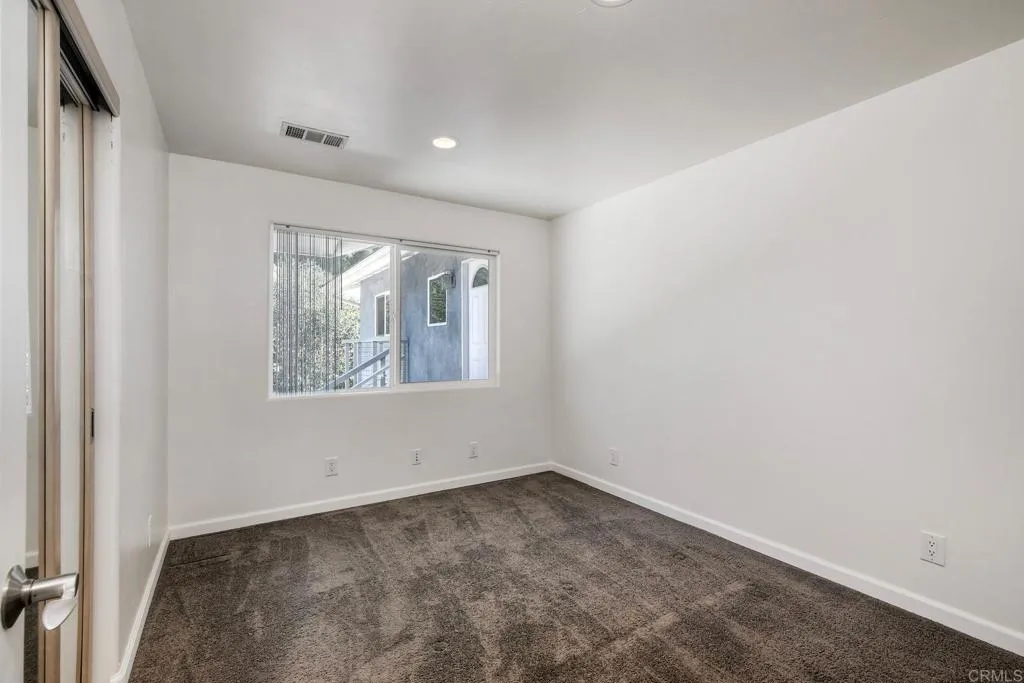 https://cdn.realtyfeed.com/cdn/127/306693308/c27016bc18eea23ad6747c4b9e6cec6b.webp