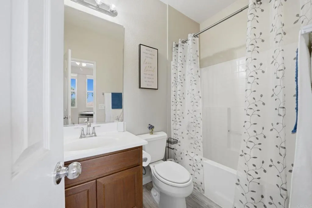 https://cdn.realtyfeed.com/cdn/127/306693310/648e906fde02292a081124df8e997cd5.webp