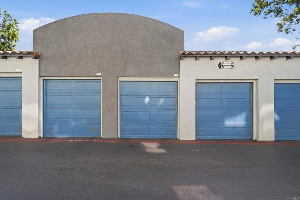 https://cdn.realtyfeed.com/cdn/127/306693310/b89c87aaf6b5bb0bf7fbcc309f5a2bb8.webp
