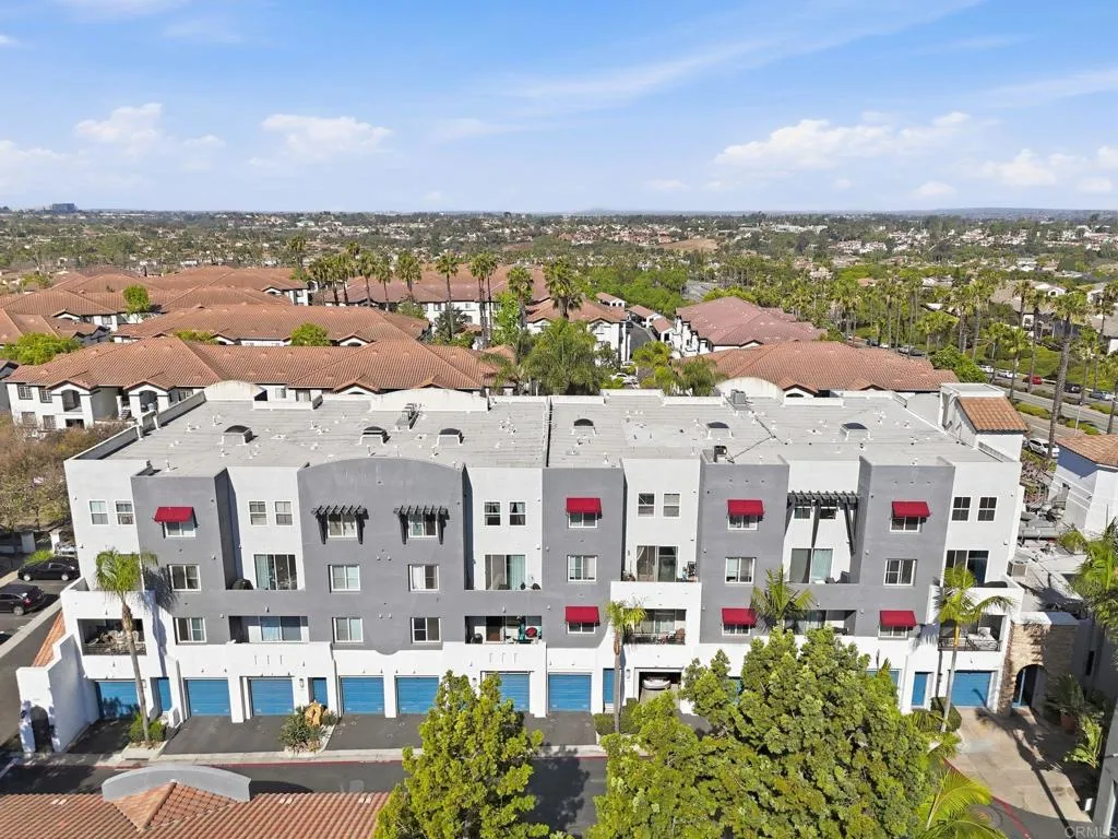 https://cdn.realtyfeed.com/cdn/127/306693310/b954c673780ce286065167387d474d35.webp