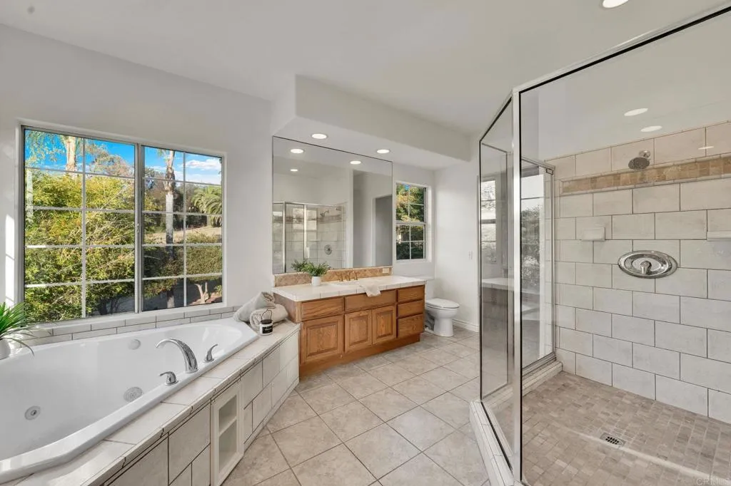 https://cdn.realtyfeed.com/cdn/127/306693370/081e185664322fe8b786759bdd1669eb.webp
