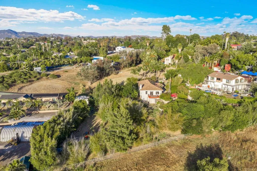 https://cdn.realtyfeed.com/cdn/127/306693370/679b087d2cf893061479b1e769291685.webp